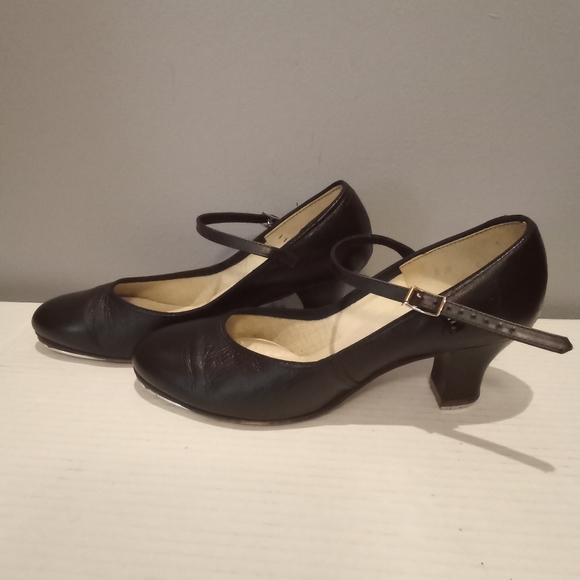 Vintage Leo tap shoes - Picture 5 of 5